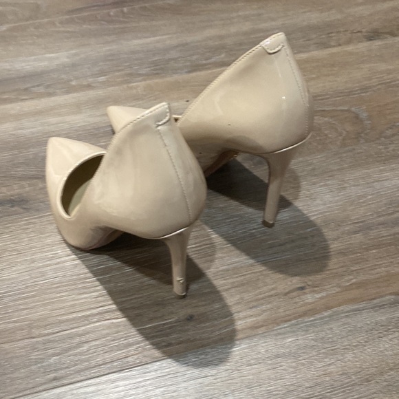 Michael Kors Nude Heels - Picture 2 of 6